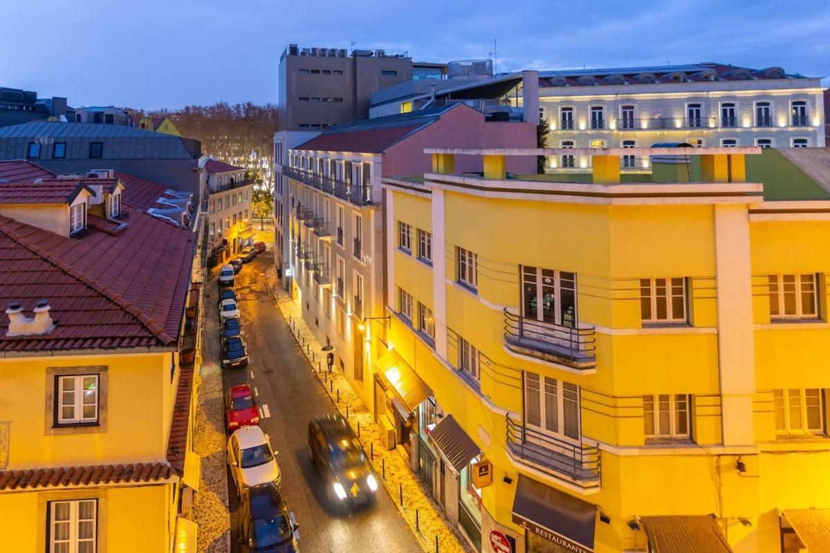 Bright 2 bedroom Apt 100m from Av. Liberdade Lisboa Eksteriør billede
